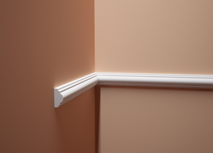 Wall Strip 25x13mm L= 2.44m White Smooth Matt Varnish Primer