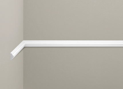 Wall Strip 40x18mm L= 2.44m White Smooth Matt Varnish Primer